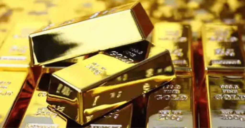 Gold Slips to 3-Day Low Amid Risk-On Sentiment